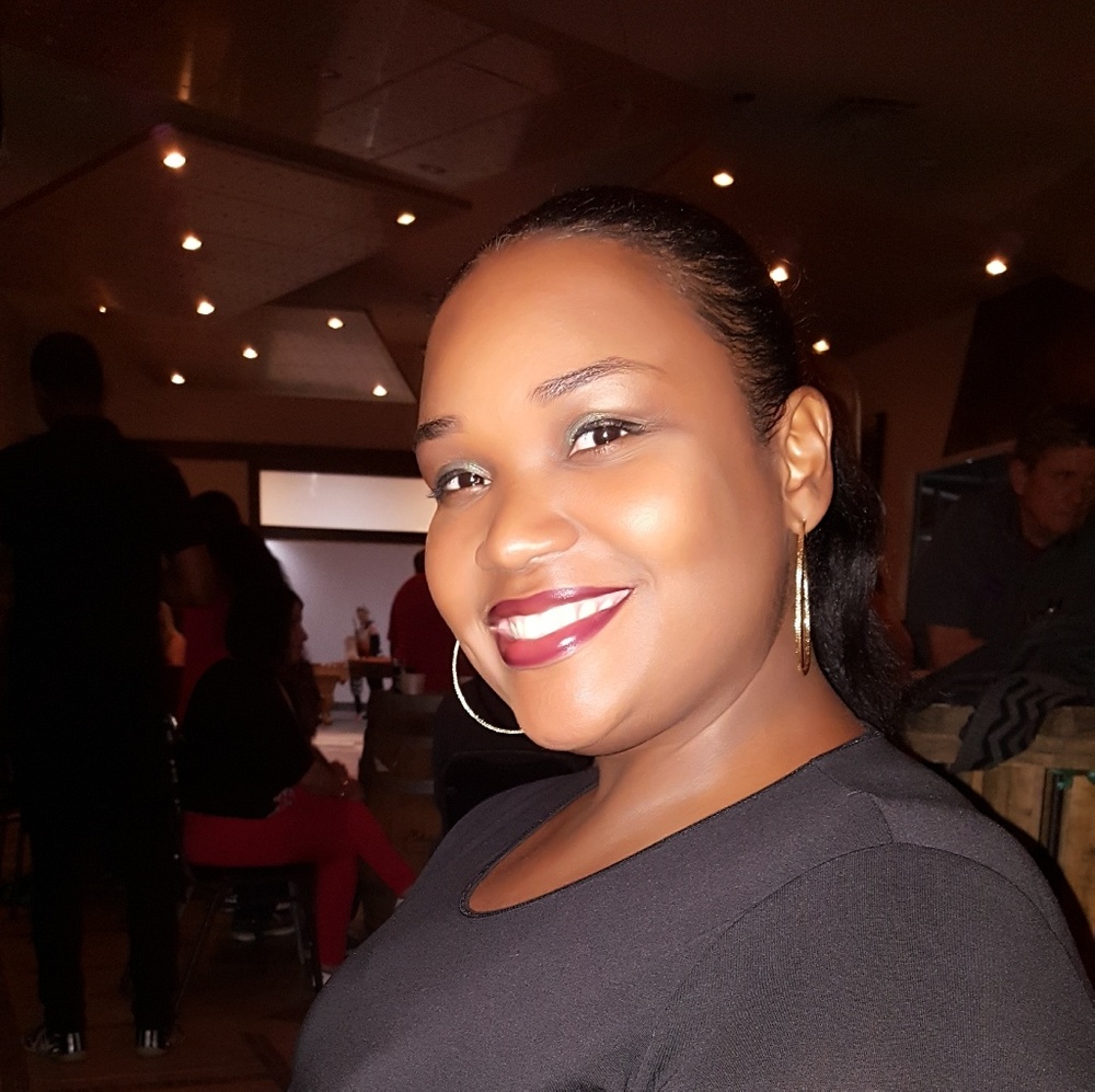 Meet your Posher, Jameka